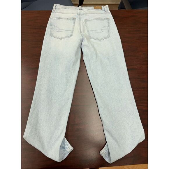 American Eagle Stretch Super High-Rise Straight Light Wash Jeans Size 0 Short - Picture 3 of 8